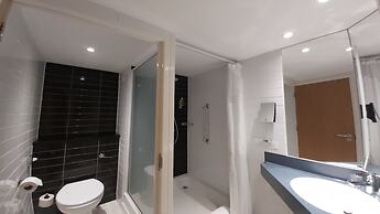 Holiday Inn Express Glenrothes by IHG