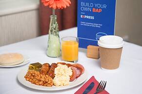 Holiday Inn Express Glenrothes by IHG