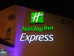 Holiday Inn Express Glenrothes by IHG