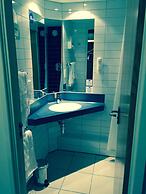 Holiday Inn Express Glenrothes by IHG