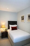 Tophams Hotel