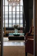 Tophams Hotel