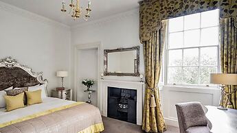 Bailbrook House
