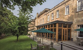 Bailbrook House