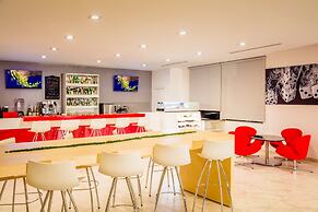 Fiesta Inn Express Perinorte