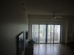 Aquarius Beach Tower