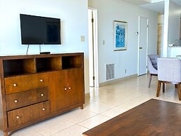 Aquarius Beach Tower