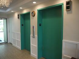 Aquarius Beach Tower