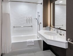 New York Marriott at the Brooklyn Bridge
