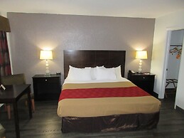Fort Lauderdale Gardens Inn & Suites