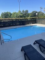 Country Inn & Suites by Radisson, Burlington (Elon), NC