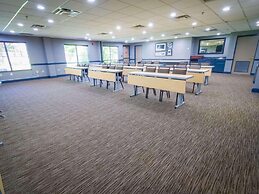 Country Inn & Suites by Radisson, Burlington (Elon), NC