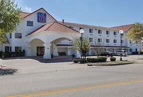 Motel 6 Bedford, TX - Fort Worth