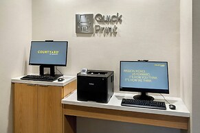 Courtyard by Marriott New Haven Orange-Milford