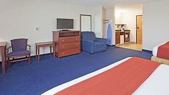 Holiday Inn Express Deforest by IHG