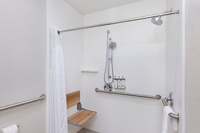 Holiday Inn Express Hurricane by IHG