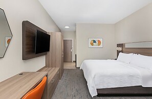 Holiday Inn Express Hurricane by IHG