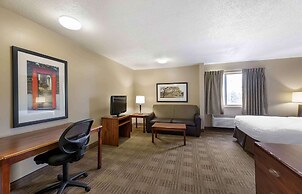 Extended Stay America Suites Cleveland Great Northern Mall