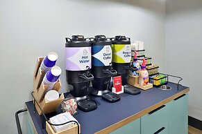 Spark by Hilton Dallas Market Center