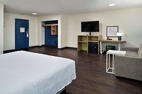 Spark by Hilton Dallas Market Center