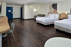 Spark by Hilton Dallas Market Center