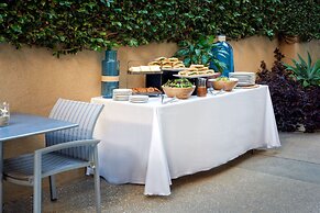 Beach House Hotel at Hermosa Beach