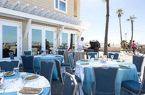 Beach House Hotel at Hermosa Beach