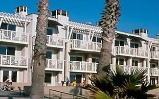 Beach House Hotel at Hermosa Beach