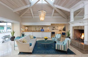 Beach House Hotel at Hermosa Beach