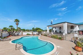 Best Western George West Executive Inn