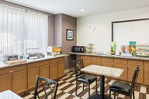 Quality Inn Warsaw near Rappahannock River