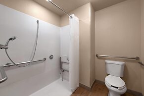 Howard Johnson by Wyndham Modesto Ceres