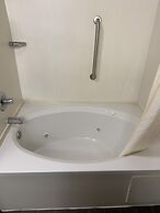 Quality Inn & Suites Canton, GA