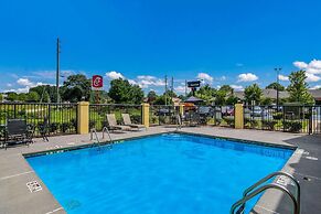 Quality Inn & Suites Canton, GA