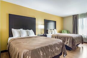 Quality Inn & Suites Canton, GA