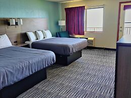 Bavarian Haus Lakefront Inn