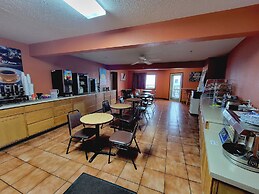 Bavarian Haus Lakefront Inn