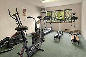 Bavarian Haus Lakefront Inn