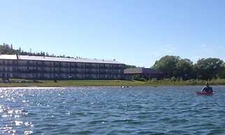 Bavarian Haus Lakefront Inn