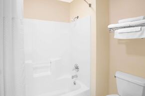 Days Inn by Wyndham Madison NE/Windsor