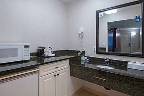 Travelodge by Wyndham Kamloops Mountview