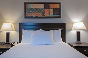 Travelodge by Wyndham Kamloops Mountview