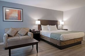 Travelodge by Wyndham Kamloops Mountview