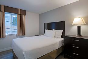 Travelodge by Wyndham Kamloops Mountview