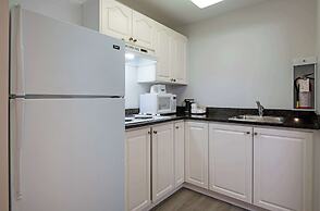 Travelodge by Wyndham Kamloops Mountview