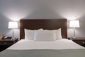 Travelodge by Wyndham Kamloops Mountview