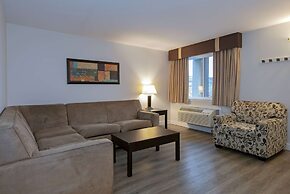 Travelodge by Wyndham Kamloops Mountview