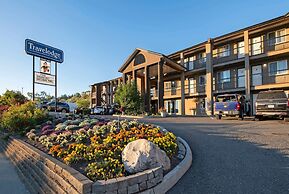Travelodge by Wyndham Kamloops Mountview