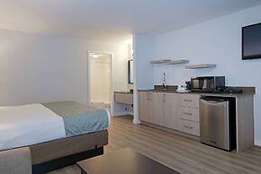 Travelodge by Wyndham Kamloops Mountview