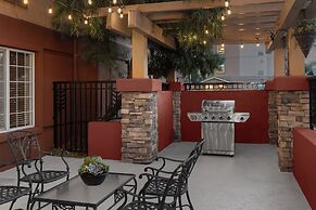Larkspur Landing Extended Stay Suites Hillsboro